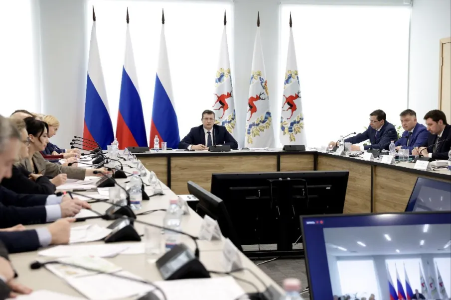 Антикризисный оперштаб под председательством Глеба Никитина обсудил меры поддержки деревообрабатывающей отрасли